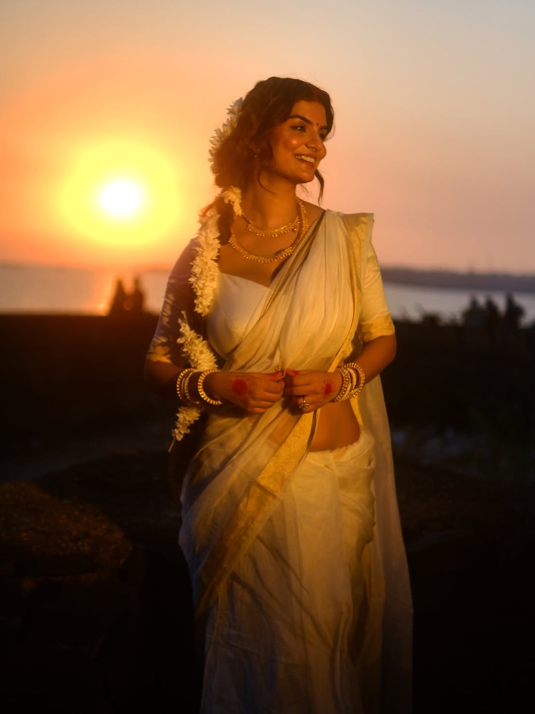 అన్వేషి జైన్